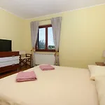 Apartments Mirna